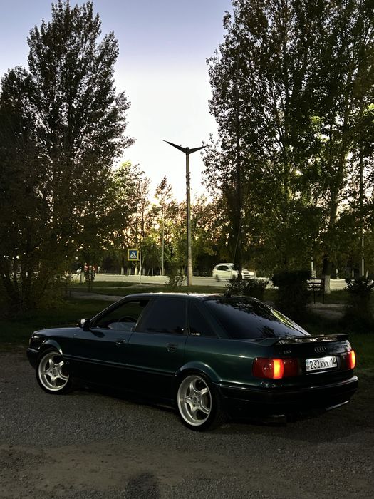 Продам Audi 80 B4