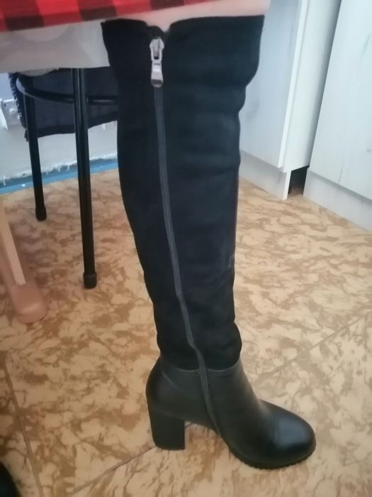 Продам новые сапоги