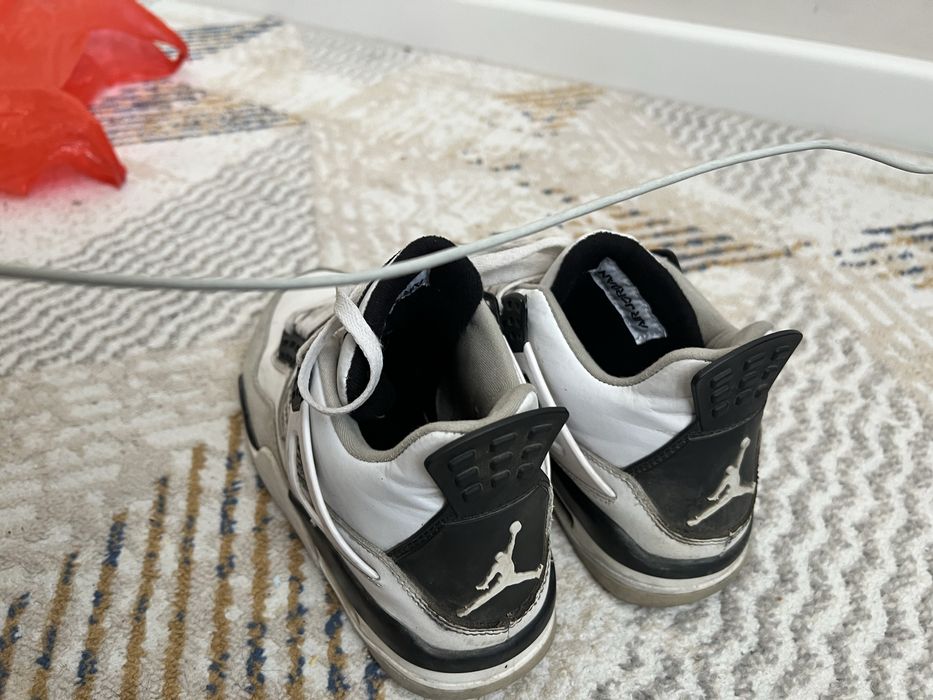 Продам кроссовки nike