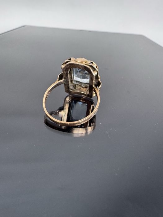 Inel din aur 8 k si acvamarin