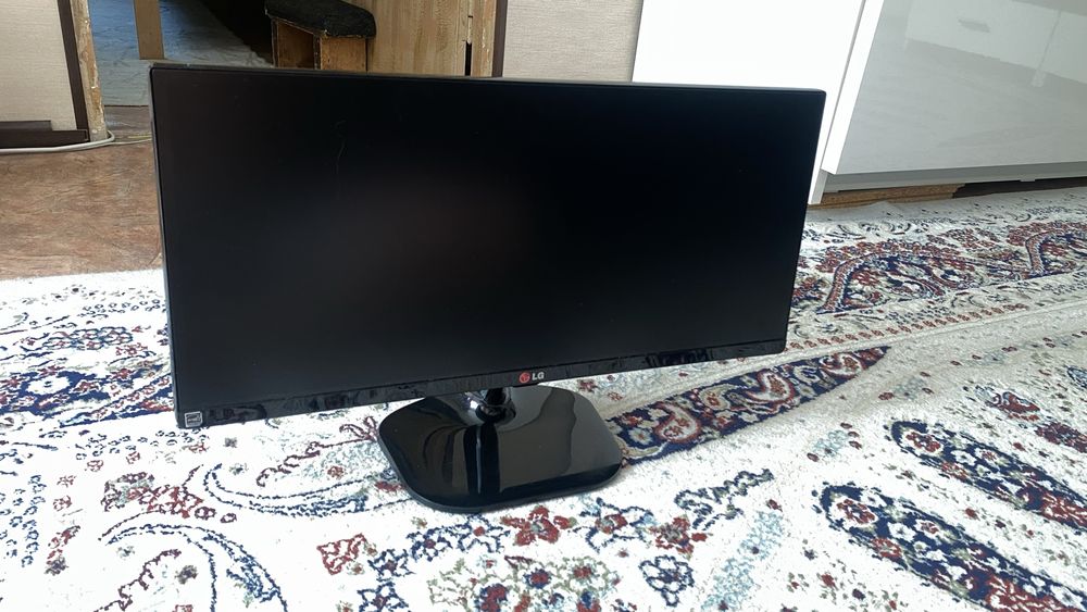 Монитор LG 25UM65-P UltraWide