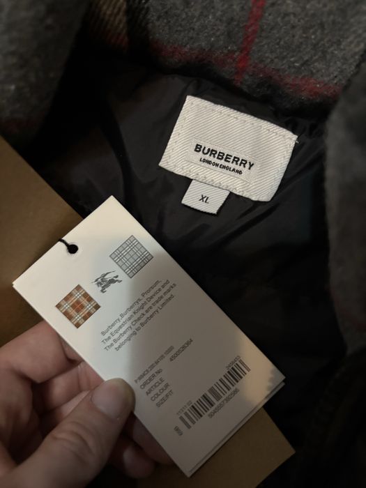 Geaca burberry neagra