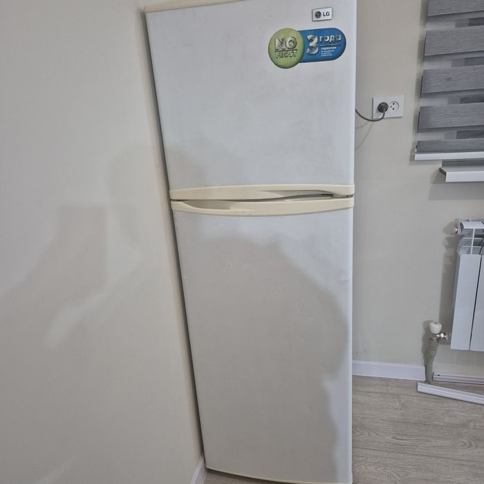 Холодильник в хорошем состоянии