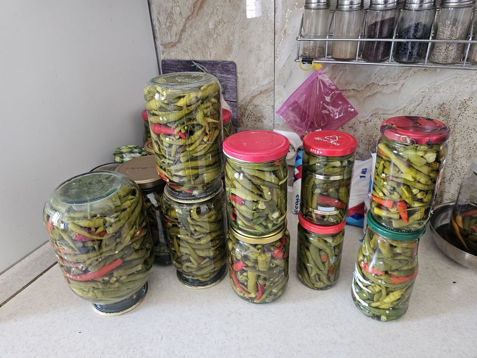 Соленый острый перец , acı biber turşusu