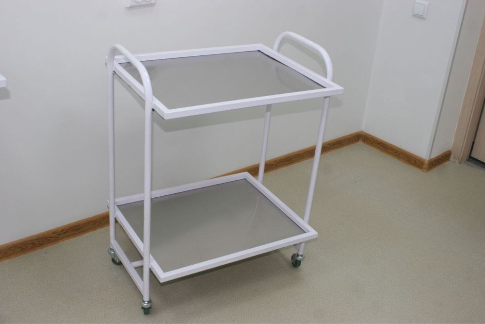 Помошница/kochma stol