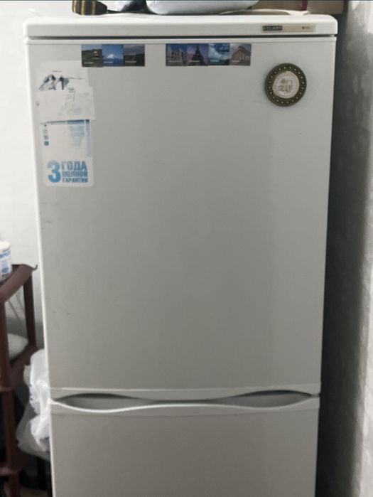 Продаётся холодильник (двухкамерный, белый) ATLANT