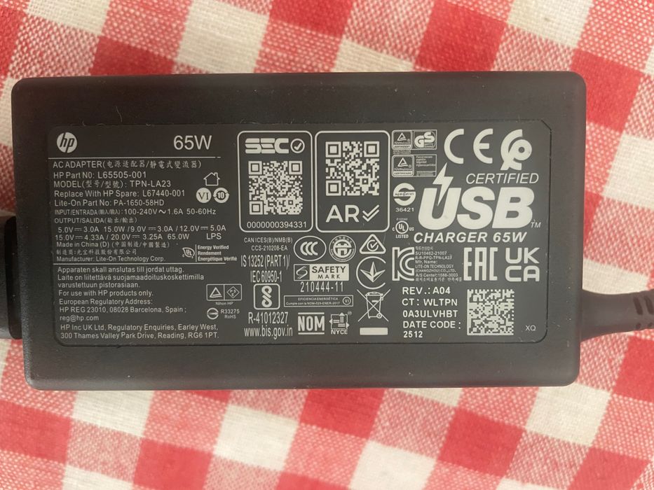 Лаптоп hp elite book нов на два медеца laptops