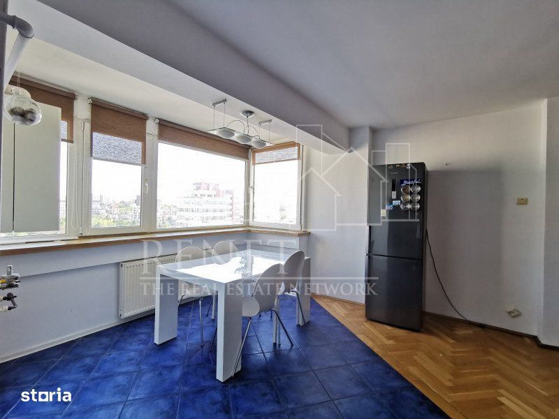 Apartament Central, bloc Casa Cartii