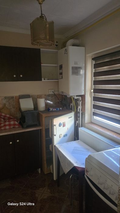 Închiriez garsoniera