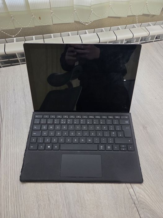 Microsoft Surface Pro 6