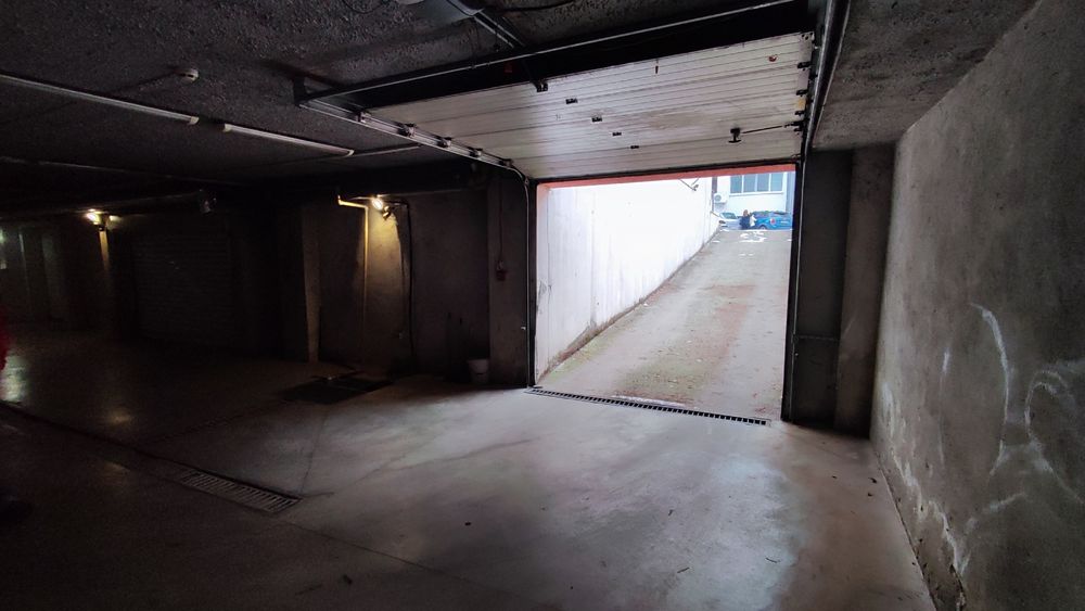 Дава се под наем Гараж / Паркомясто в София, Зона Б-18 - 17 кв.м за 132.6 € - Снимка #6