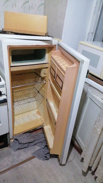 Холодильник в рабочем состоянии