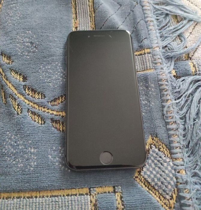IPhone 8 отличное состояние