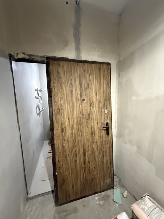 Входной дверь, продам двери, б/у двери