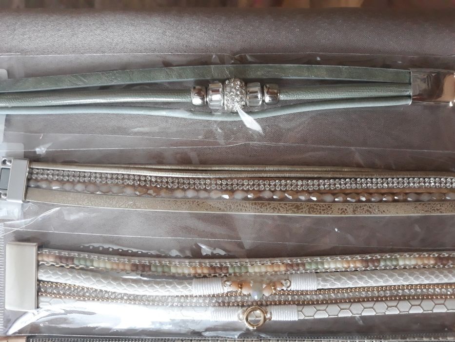 Нови гривни кожа, мъниста, камъни