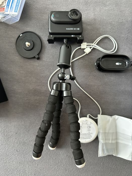 Insta360 GO 3S 128GB – 4K – Kit complet – Ca Noua