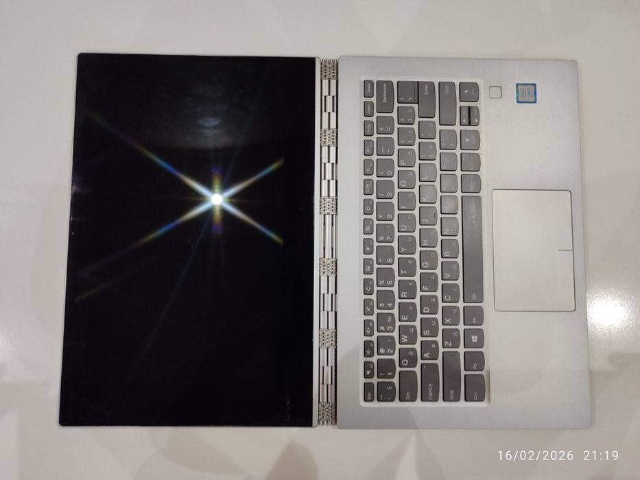 Lenovo Laptop sotiladi. 360*