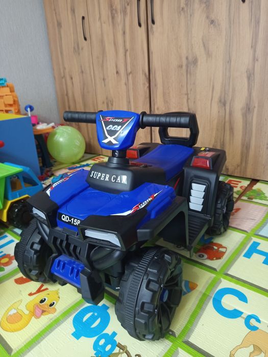 Детский квадроцикл