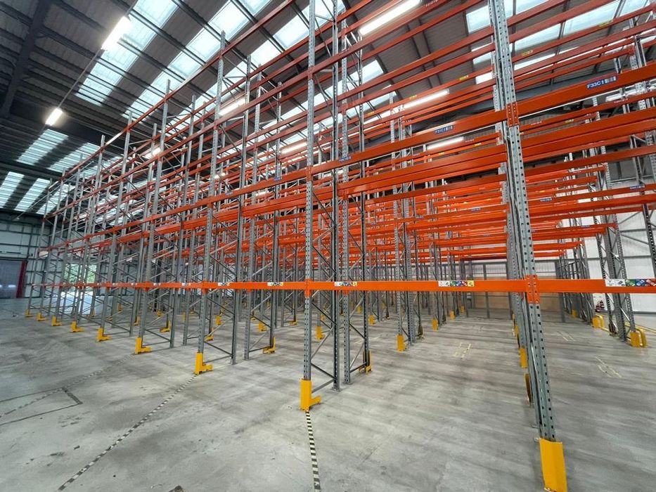 Rafturi metalice pentru depozitare europaleti