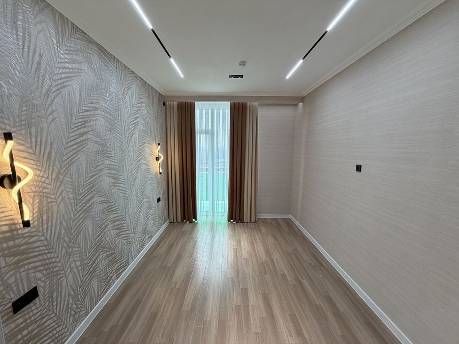 Срочно продается 2х ком квартира В ЖК Хон сарой Куйлюк массив