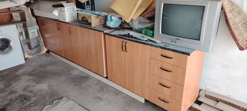 Кухня б/у в хорошем состоянии продам