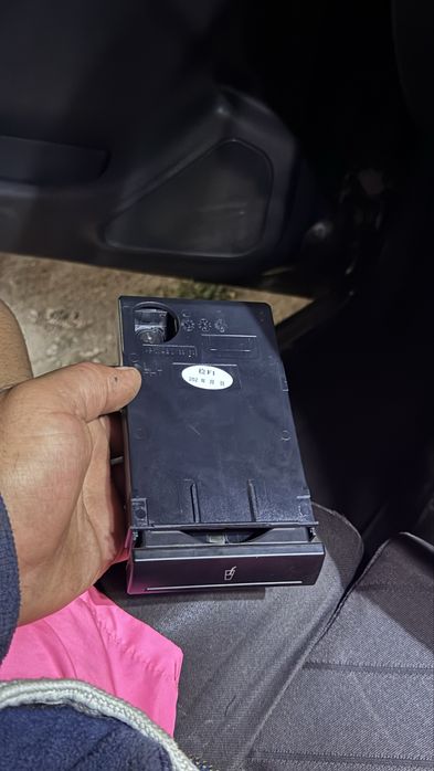 Къпхолдер За Ауди А4