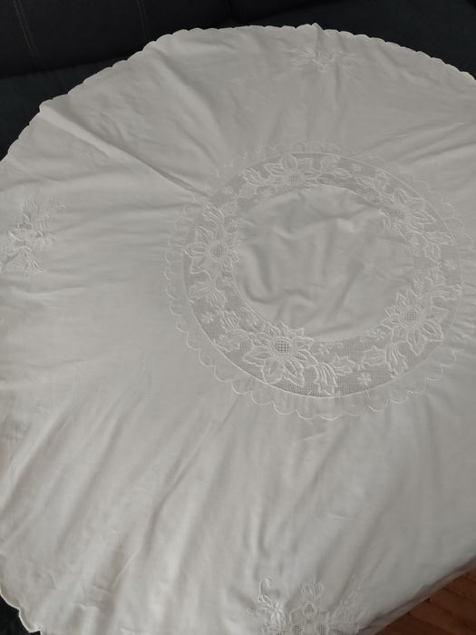 Памучна кръгла покривка 140 см