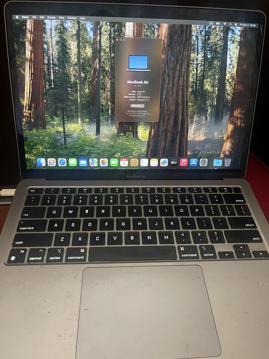 Vand/Schimb Macbook Air M1 - defect - utilizabil