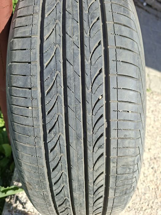 Продам шины 235/60/18 нексен