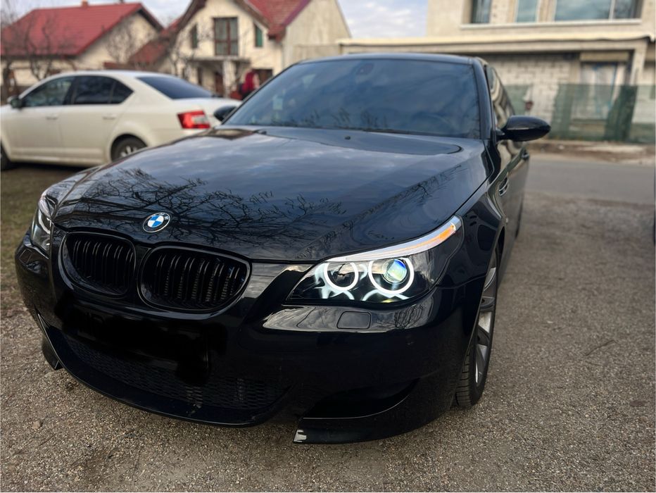 Reconditionez faruri BMW Seria 5 E60 E61