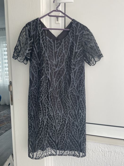 Официална рокля