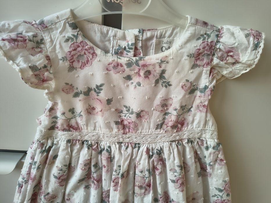 Бебешка рокля С&А, размер 86