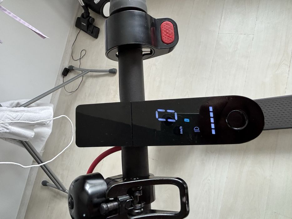 Xiaomi Mi Pro 2 ca NOUĂ | Doar 50 cicluri baterie | Factură, Cutie + Bonus