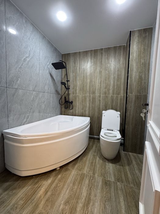 Sentr markaziy bank, sanat saroyi, ekstreni balnisa yonida,