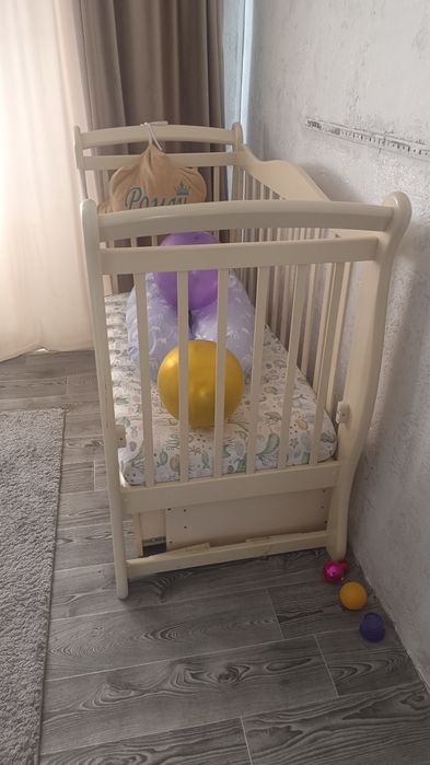 Продам кроватку .
