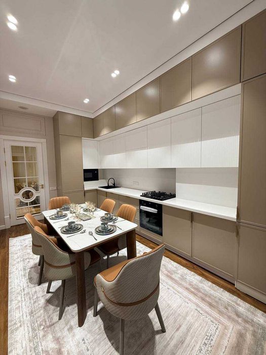 ЖК Poytaht Gavhari м.Х.Алимжана 4-комн 6/10 100 м² 2 с/у евроремонт