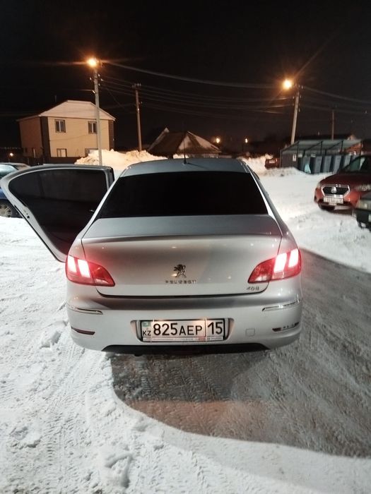 Продам срочно машину