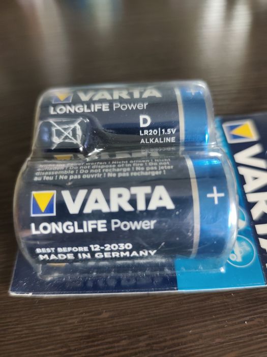 Батарейка Варта Оригинал мощный