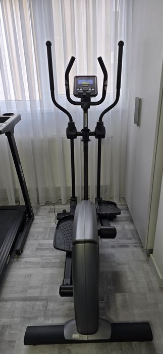 Bicicletă Eliptică OMA Fitness Exceed E30 – Stare Impecabilă, ca Nouă