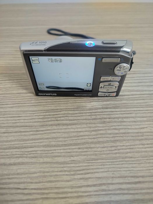 Камера Olympus 1010