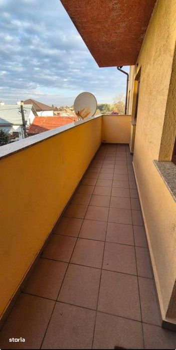 Apartament 2 camere , etaj intermediar, Radauti