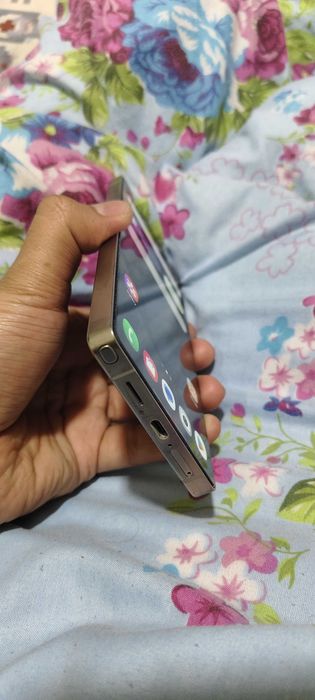 Samsung Galaxy S25 Ultra Mobile