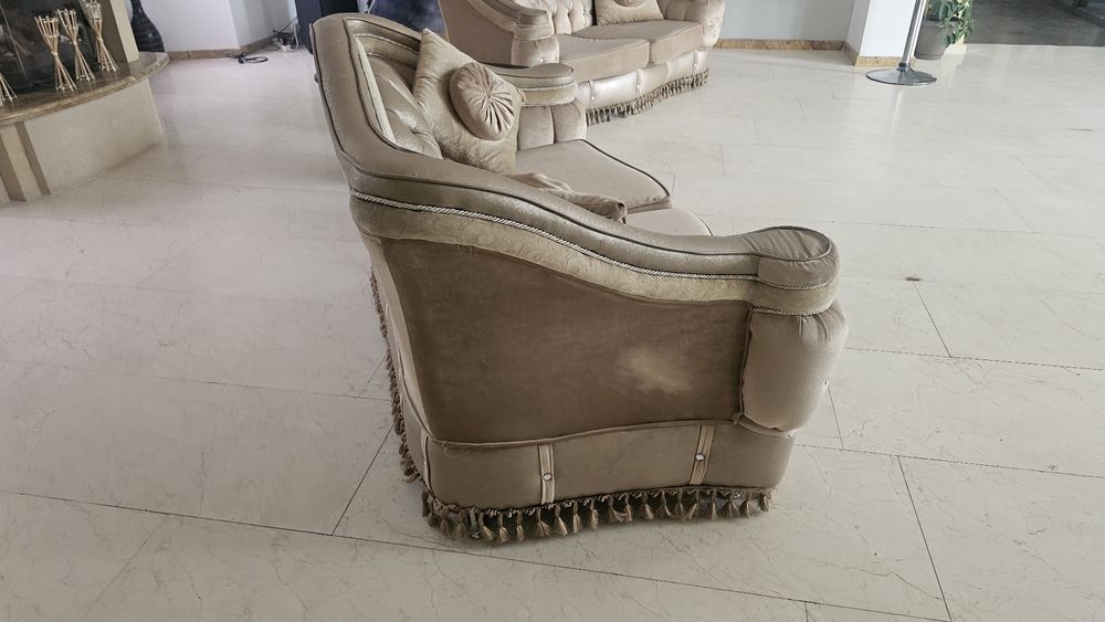 Canapea Chesterfield