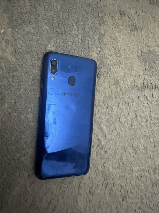 Samsung Galaxy A20