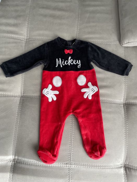 Costum Mickey Mouse 6-9 luni + geaca imitatie blu