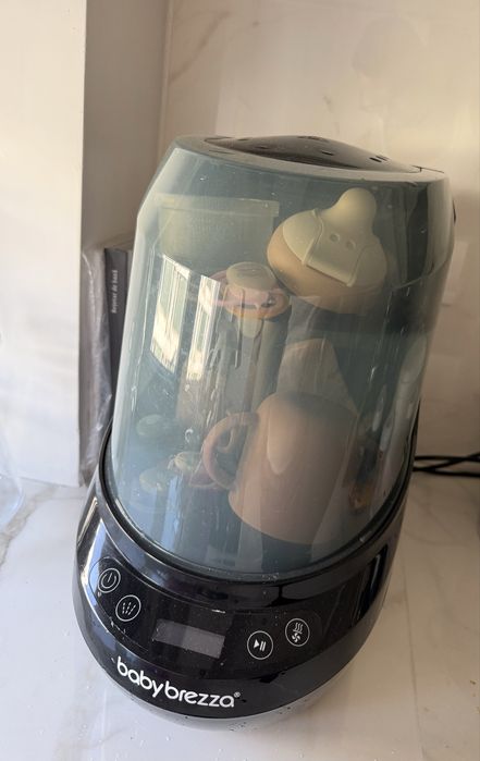 Baby Brezza Sterilizator si uscator de biberoane