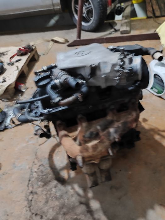 Продам двигатель Фольксваген Пассат 1.6