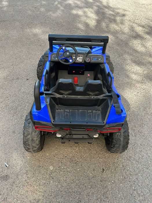 Продаётся Машина детская