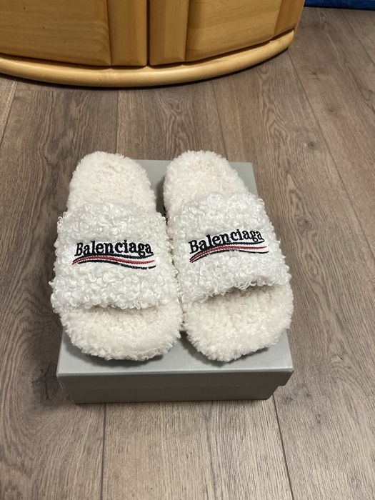 Balenciaga Fur Slides Alb ( 37 ; 38 ; 39 )