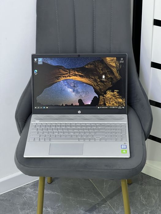 Мощный ноутбук HP Core i7/8565U